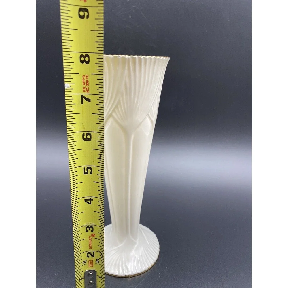 Marilyn Roman Designs Vase Liza's Lilly Cream‎ And Gold